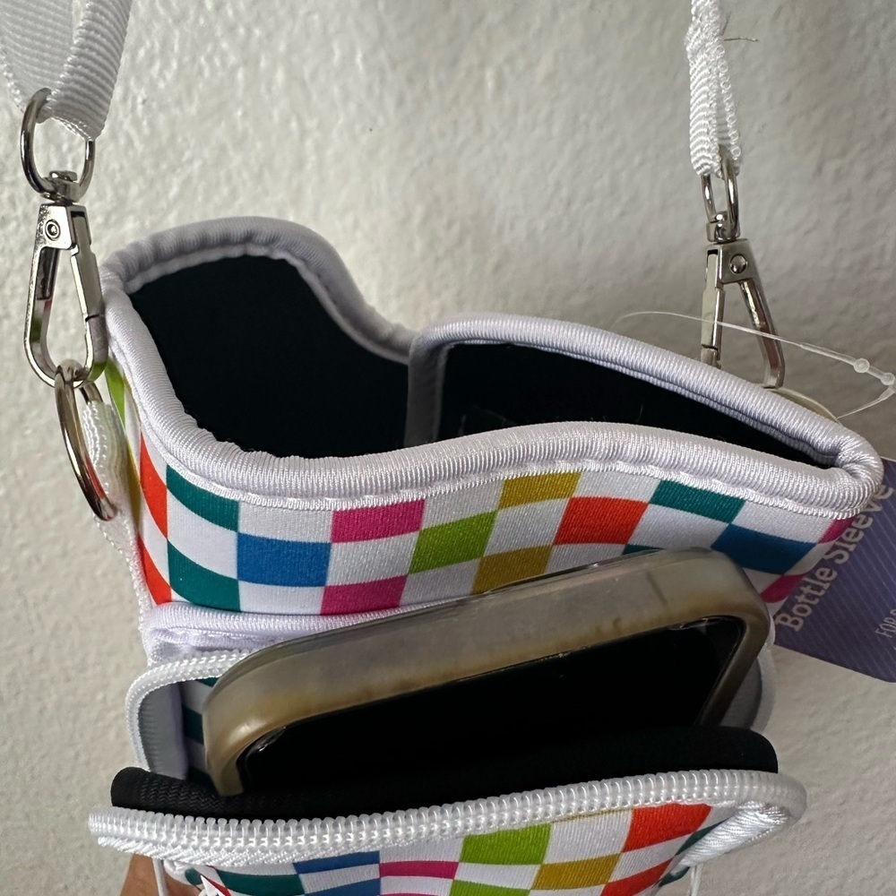 Checkered Bottle Sleeve Or Crossbody Multi Purpose Bag BNWT - Picture 5 of 5